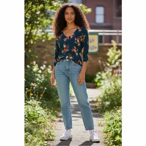 Nine Britton Stitch Fix Silvia Back Detail Knit Top in Navy Medium NWT‎ thumbnail 2