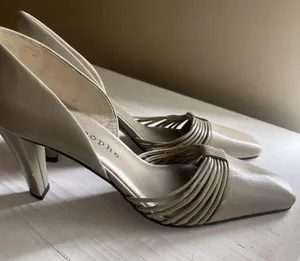 Apostrophe vintage leather upper pointed - toe pumps heels 7 U.S size tan thumbnail 7