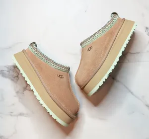 Ugg Tazz II Slip-Ons thumbnail 1