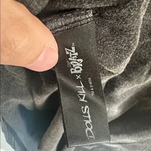 Dolls Kill Womens T-Shirt Bratz 2001 World Tour Graphic Charcoal Gray Small thumbnail 5