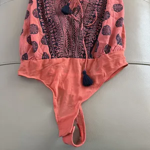 NWT Intimately Free People Soul of the‎ Sun Relaxed Bodysuit Peach Navy XS thumbnail 8
