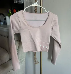Aerie Offline By Cropped Longsleeve thumbnail 1