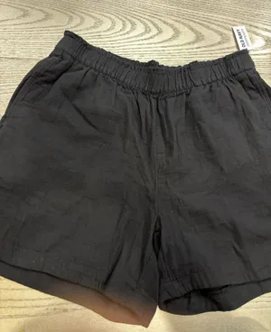 Old Navy Black sleeve short thumbnail 1