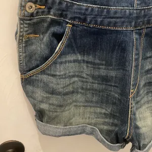 Levi’s shortalls in medium dark wash 1990’s style coverall s Medium thumbnail 3