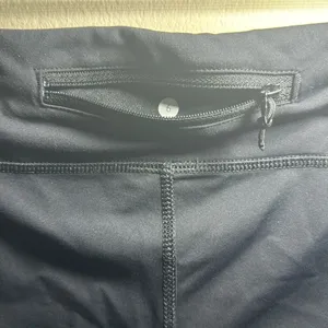 Lululemon size 6 thumbnail 6