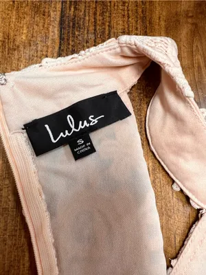 Lulus Picture Perfect Blush Lace Maxi Dress Size Small NWT thumbnail 11