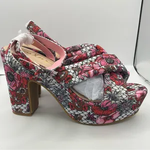 Lulu's Nokunu pink floral ankle strap platform sandals women’s Size 9 thumbnail 3