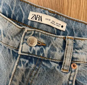 ZARA Jeans thumbnail 4