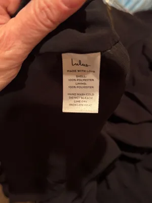 Lulu's Black Short Sleeve Shift Dress with‎ Gold Zipper thumbnail 4