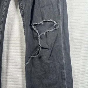 Aeropostale 90's Baggy Black Wash Button Fly Distressed Denim Jeans Size 0 thumbnail 6