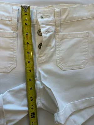 GAP White Button-Front Denim Shorts thumbnail 6