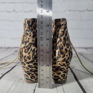 DV Dolce Vita Leopard Print Wedge Ankle Boots Lace Up Side Zip Women's Size 6‎ thumbnail 12