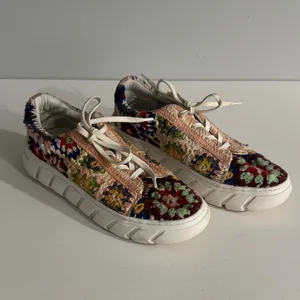 Free People Crochet Sneakers Boho Casual Festival Streetwear Festive Trendy Indi thumbnail 2