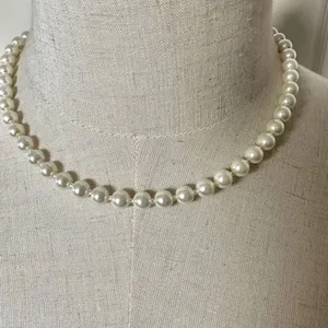Faux pearl necklace with rhinestone magnetic clasp thumbnail 2