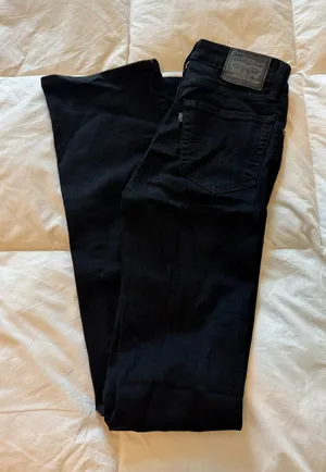 Levi’s 725 High-Rise Bootcut thumbnail 1