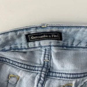 Abercrombie & Fitch Distressed Denim Womens Shorts 25 Festival Y2K Indie Sleaze thumbnail 10