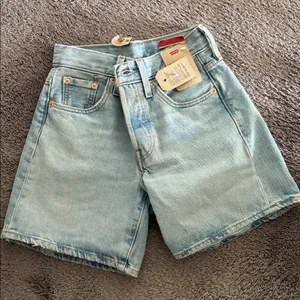 Levi's Mid Thigh Denim Shorts thumbnail 1