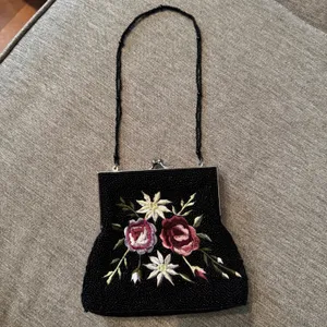Y2K Style Black Beaded Floral Embroidered Kiss Lock Evening Bag Clutch Purse thumbnail 13