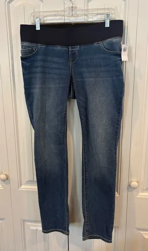 Old navy straight leg maternity jeans size 8 thumbnail 1