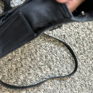 G.H.‎ Bass & Company Black Leather Wallet Crossbody Purse thumbnail 11
