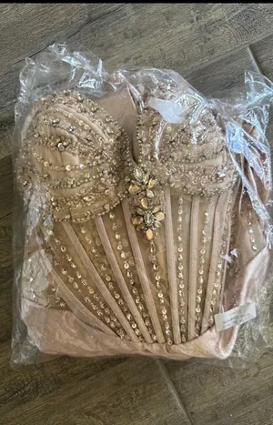 Champagne women’s dress Gold Size L thumbnail 3