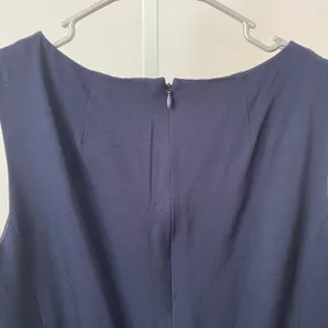 J.Crew‎ 6 Navy Blue Wool Midi Dress Career Minimalist Preppy Workwear thumbnail 4