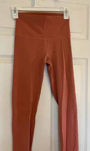 Lululemon Leggings thumbnail 1