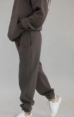 Comfrt Signature Sweatpants Brown thumbnail 1