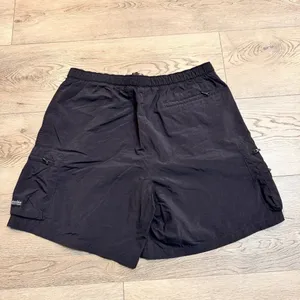 Columbia‎ Women's Black Belted Mid-rise Size Small S Nylon Zip Cargo Shorts thumbnail 2