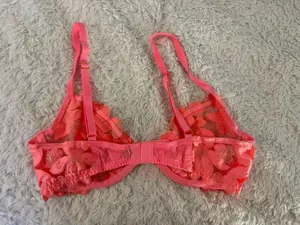 Victoria's Secret Bra Lace thumbnail 2