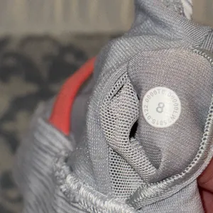 Lululemon Sports Bra thumbnail 5