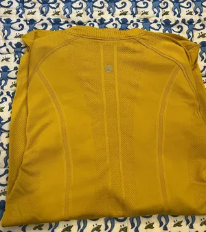 Lululemon Swiftly Tech Long Sleeve thumbnail 3