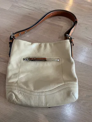 Coach leather shoulder bag cream thumbnail 1