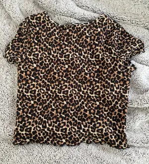 American Eagle Crop Top thumbnail 3