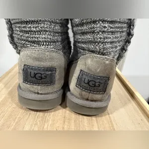 UGG Australia Gray Knit Tall Boots Women’s Size 7 Cozy Winter Shearling thumbnail 5