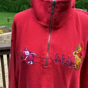 Vintage Disney Store Winnie The Pooh & Piglet Red Sweatshirt Top Shirt Size L thumbnail 2