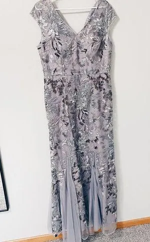 Alex Evenings Sequin Embroidered Trumpet Gown - Size 12 thumbnail 1