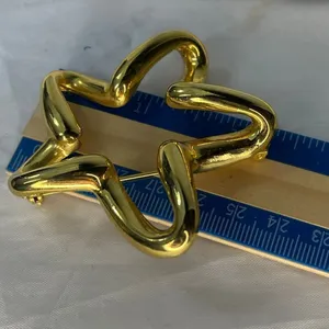 VTG abstract star brooch freestyle design gold tone thumbnail 5