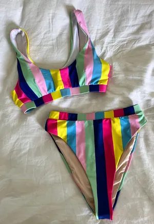 Bikini Set thumbnail 1