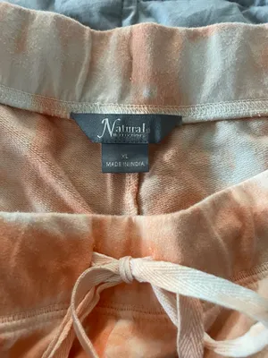tie dye orange cotton shorts Size XL thumbnail 2
