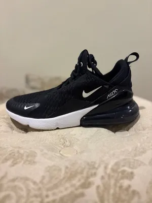 Nike Air Max 270 thumbnail 3