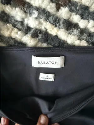 Aritzia Babaton Bodysuit Contour Long Sleeve thumbnail 2