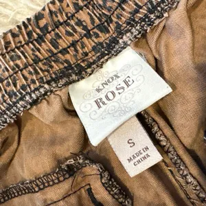 Knox Rose leopard cheetah print animal pull on pants size small thumbnail 2