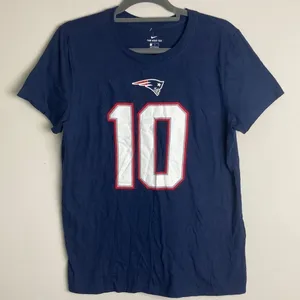 Nike Team Patriots Football Mac Jones T-Shirt Women's Size Large New With Tag thumbnail 1