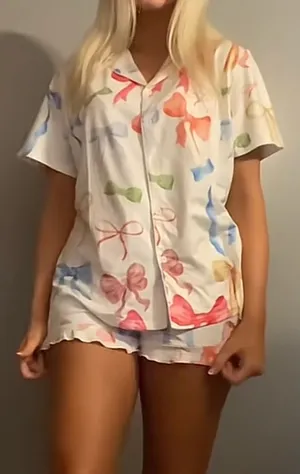 Amazon Bow Pajama Set thumbnail 1