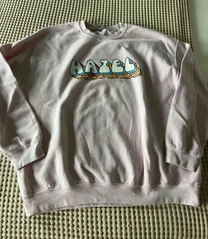 Gildan Hazel crewneck sweatshirt Size XL #hazel #sweatshirt thumbnail 1