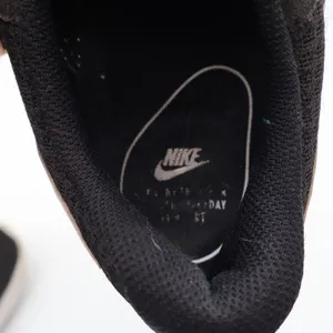 Nike Tanjun Womens 8.5 Running Shoes Black White Low Top Mesh Good thumbnail 6