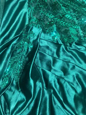 Emerald Green Prom Dress Size 10 thumbnail 11