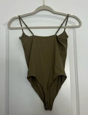 Skims Fits Everybody Cami Bodysuit thumbnail 3