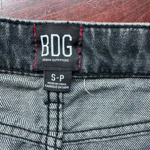 URBAN OUTFITTERS BDG Grey Black Denim Distressed Jean Mini Skirt Size small thumbnail 12